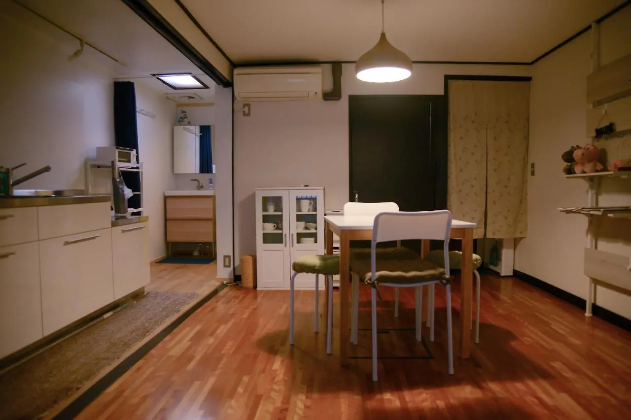 Nyaraló 邑泉町屋 Izen Machiya Villa Kiotó